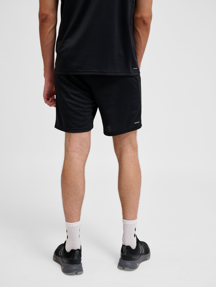 hummel Shorts - men | hummel.nethummel | Discover our wide range of products