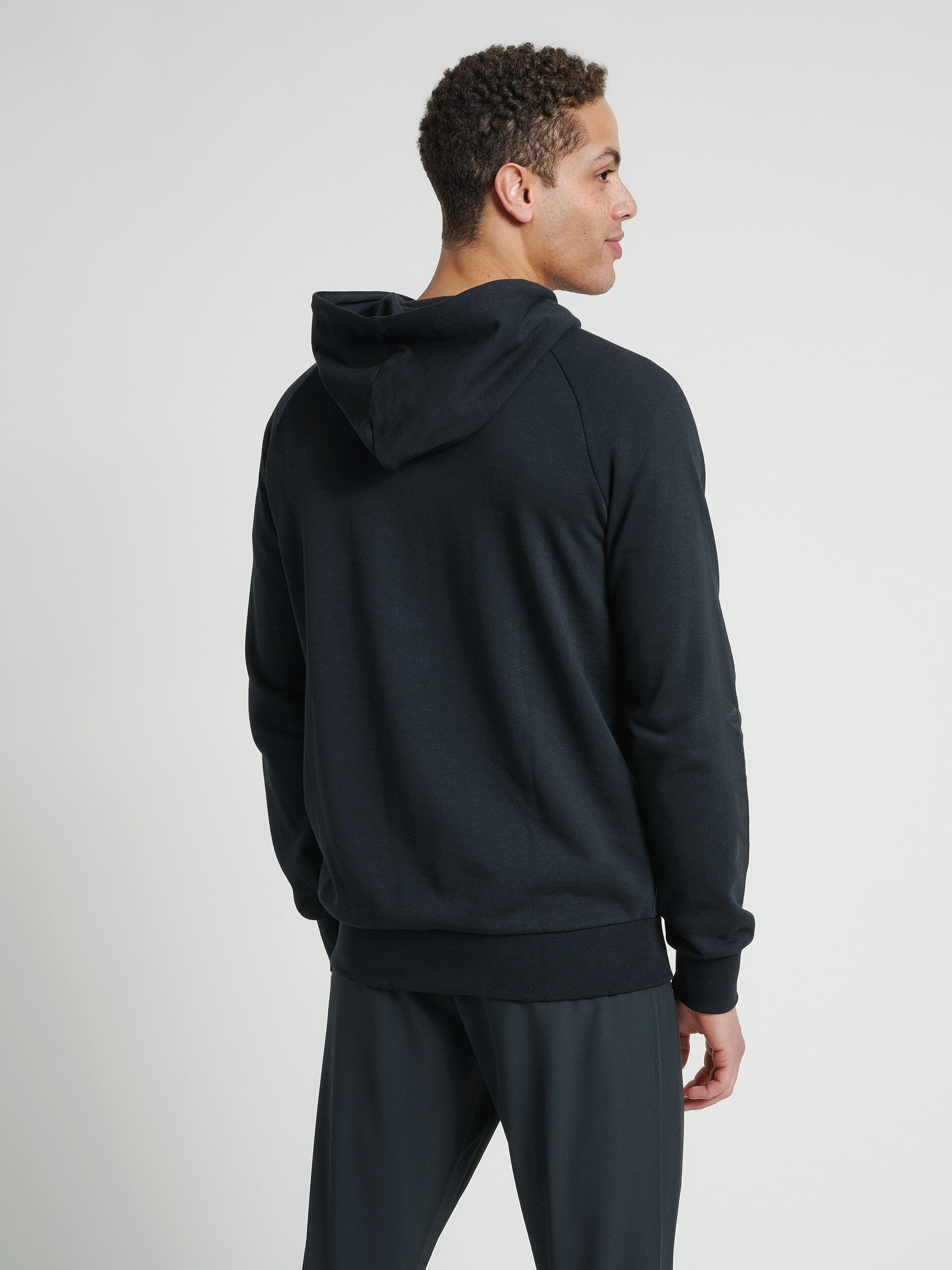 Hoodie hotsell all black