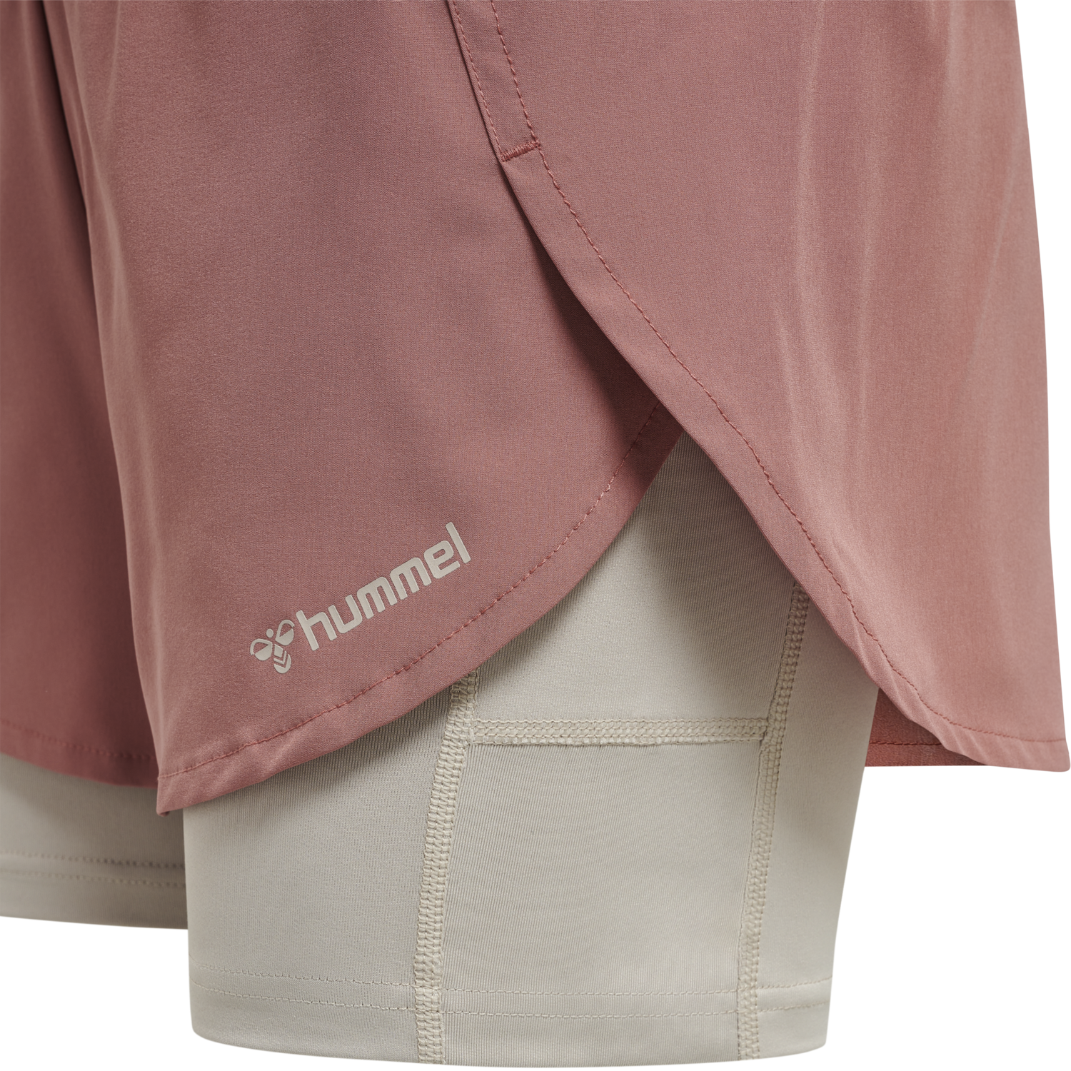 hmlMT TRACK 2 IN 1 SHORTS, WITHERED ROSE, packshot