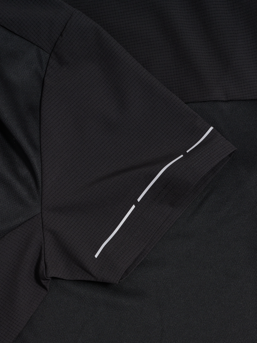 nwlBREATHE T-SHIRT, BLACK nwlBREATHE T-SHIRT, BLACK, packshot