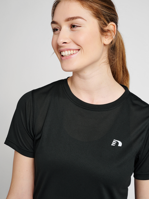 hummel WOMEN STATEMENT T-SHIRT S/S - BLACK