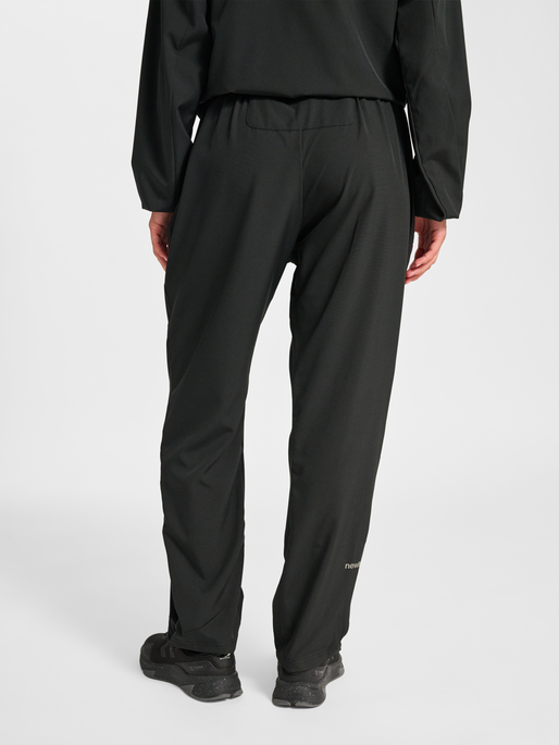 nwlULTRA PANTS, BLACK, model