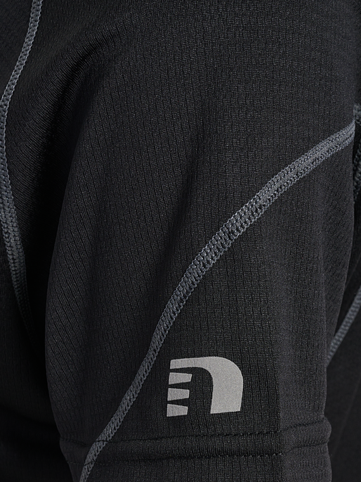 BASE COOLSKIN TEE, BLACK BASE COOLSKIN TEE, BLACK, packshot