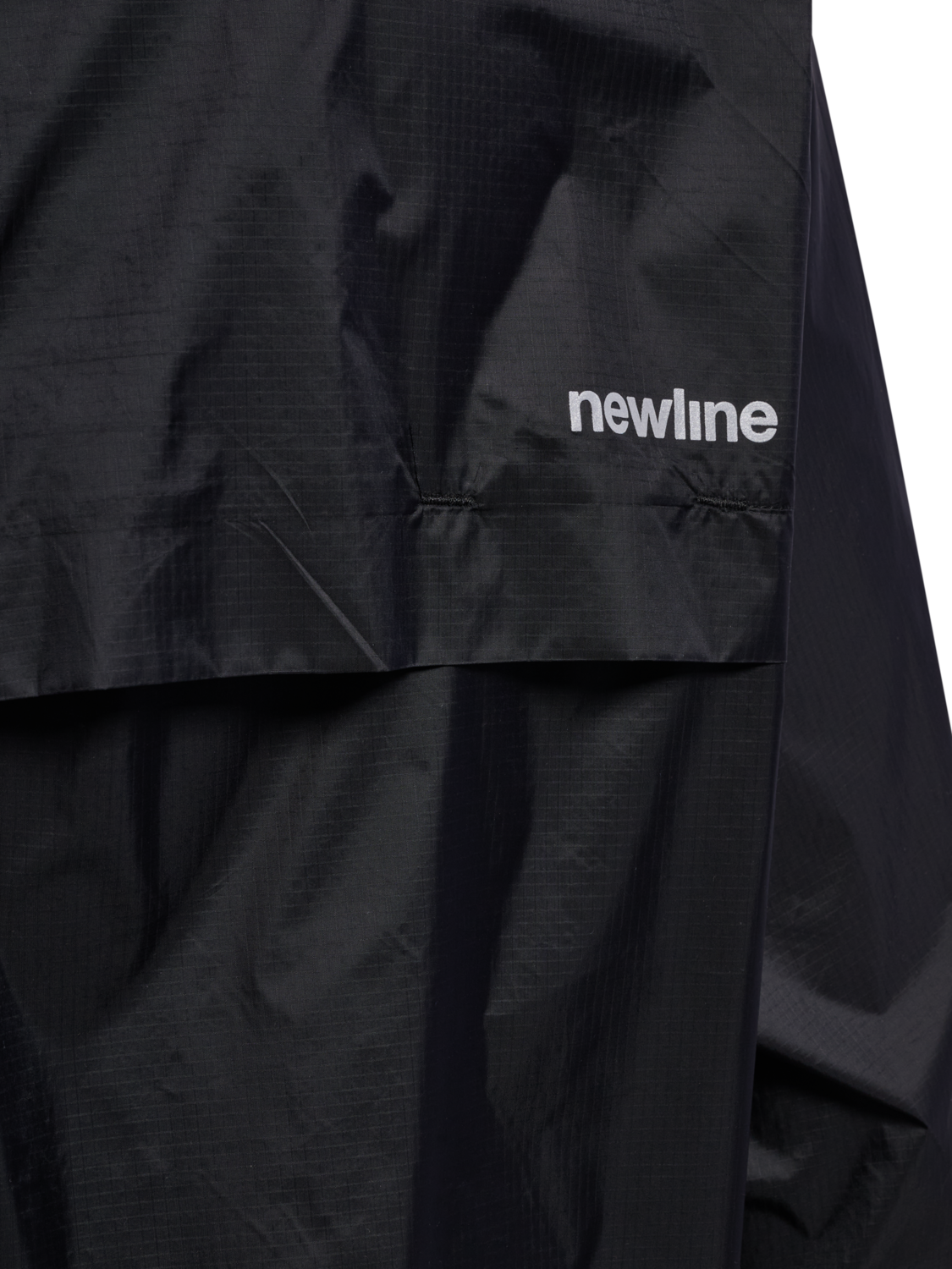 nwlLUNAR WINDBREAKER, BLACK, packshot