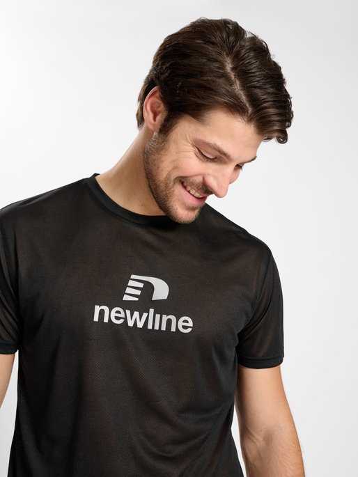 nwlHENDERSON T-SHIRT S/S male, BLACK, model