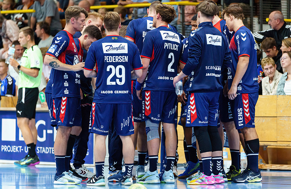 Blive kold sfærisk forår hummel® handball sponsorships | hummel® teams and players