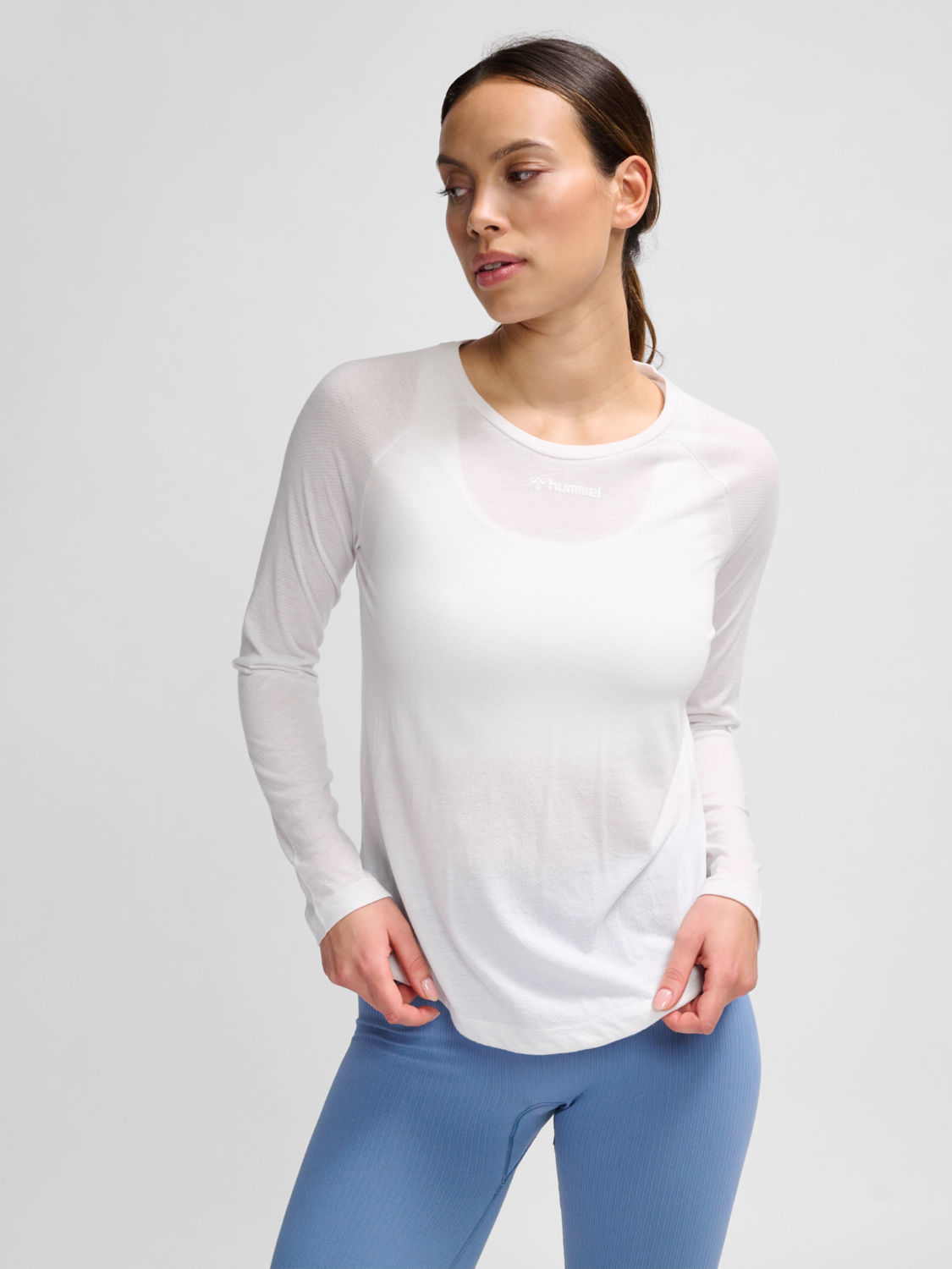 hummel MT VANJA T-SHIRT L/S - WHITE | hummel.net