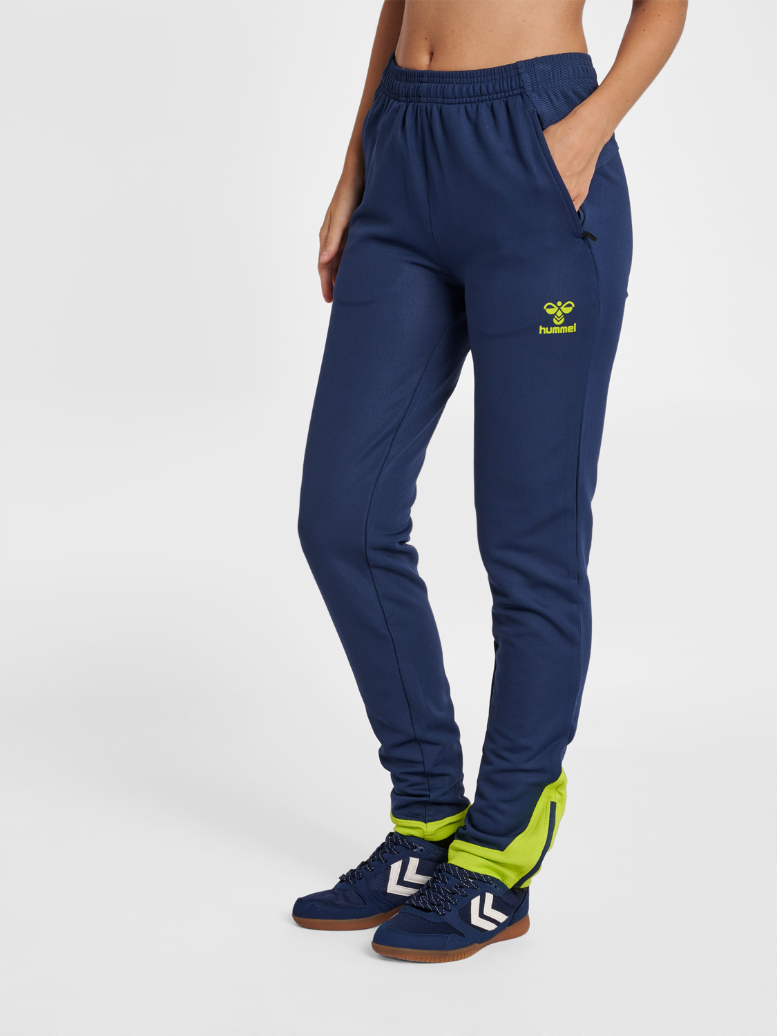WOMEN POLY PANTS - DARK DENIM | hummel.net