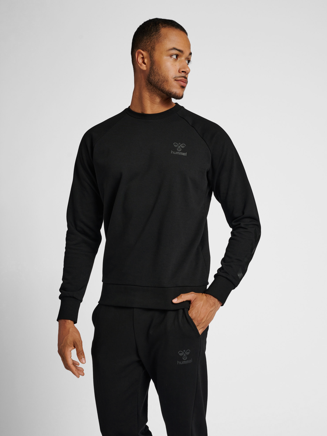 hummel ISAM 2.0 SWEATSHIRT BLACK hummel
