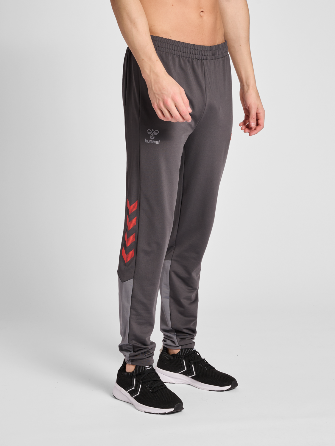 PRO GRID GK SWEATPANTS FORGED IRON | hummel.net