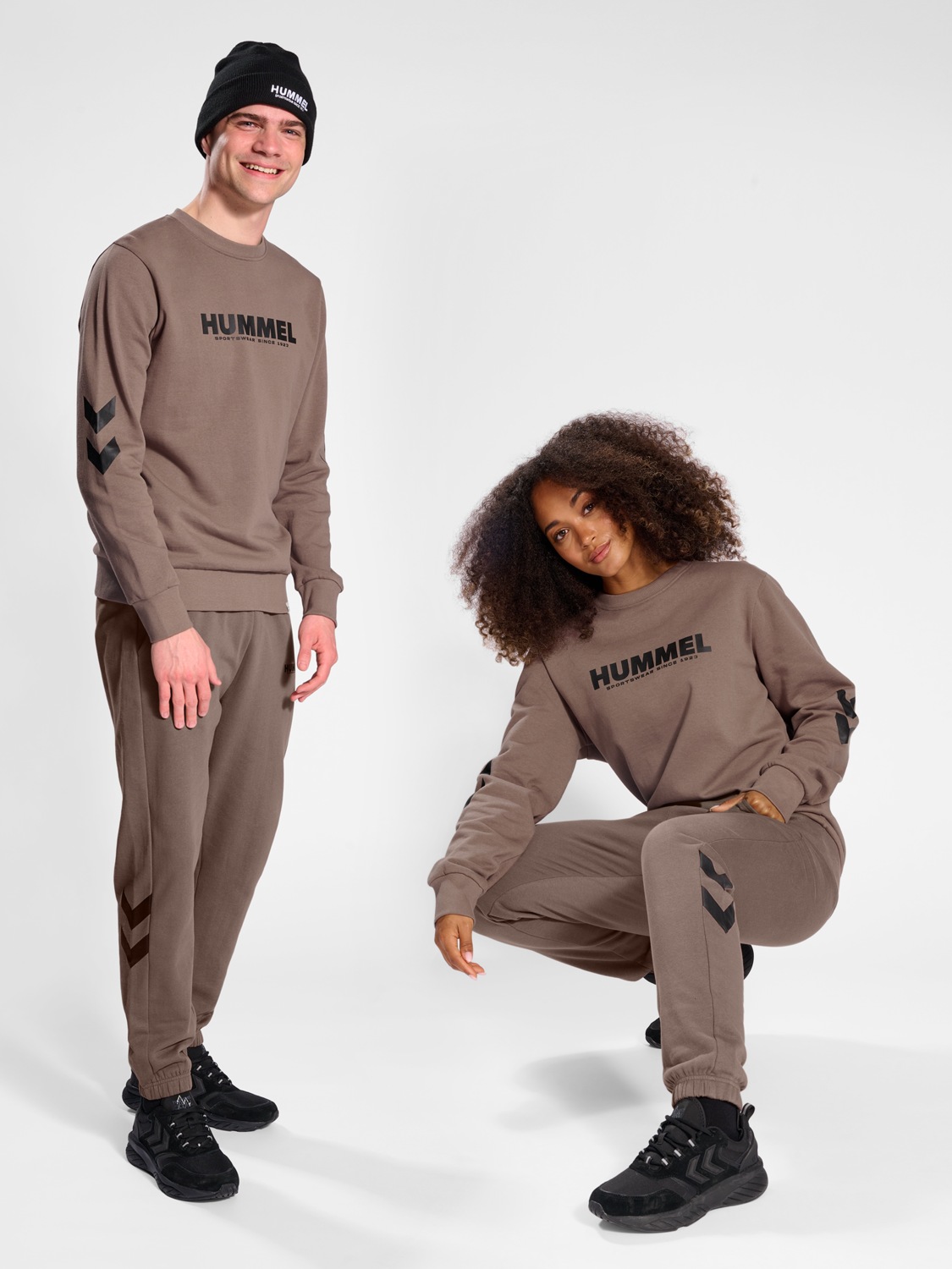 hummel LEGACY REGULAR PANTS - IRON